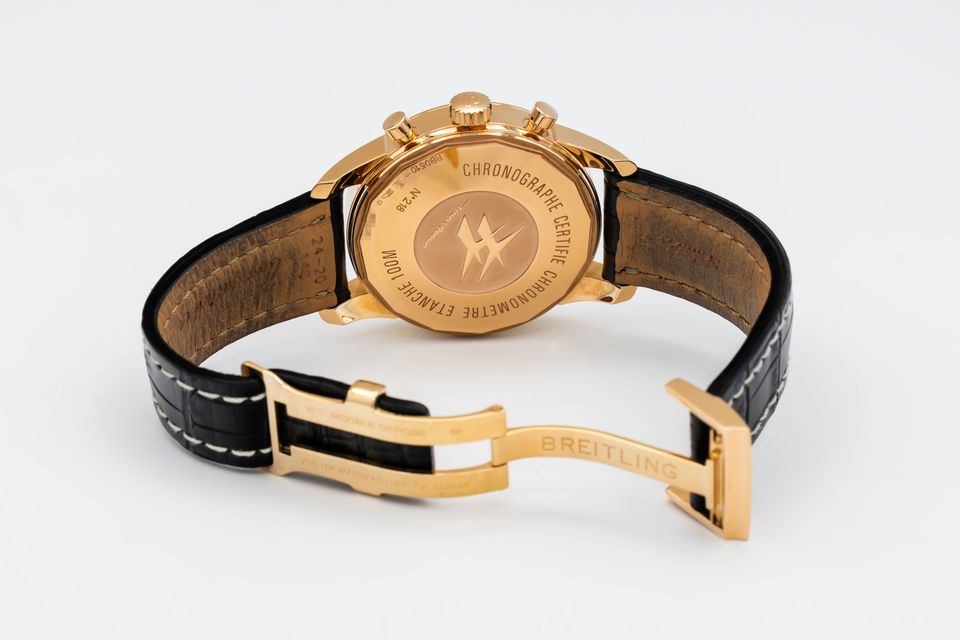 Breitling Transocean Chronograph RB0510 Image 4